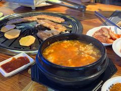 -万兴佳烤肉·长白山老味道(宏泰广场店)