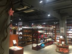 -新华书店(印象城店)