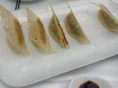 -品海楼·大连海胆锅贴馆(东港店)