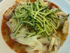 -汗腾格里·风味餐厅(新疆驻京办店)