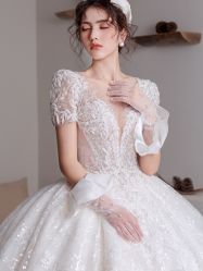 -艾米丽婚纱礼服
