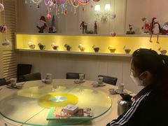 -大头虾越式风味餐厅(光明广场店)