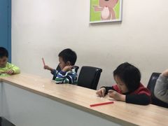 -月星环球港赢在起点早教中心·亲子托班早教体验课儿童兴趣班逻辑思维专注力幼小衔接(普陀中心)