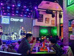 -DEEP·美式餐吧(五棵松华熙LIVE店)