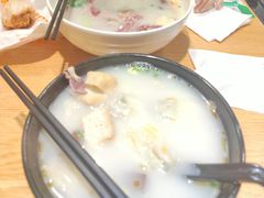 鸭肉小馄饨-鸭得堡老鸭汤·鸭血粉丝(凤凰西街店)