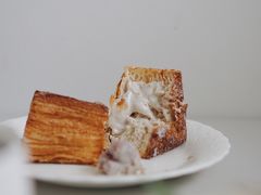 Orh&nbsp;Nee&nbsp;Croissant&nbsp;Cube-Keong Saik Bakery