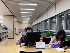 -杭州滨江区图书馆科技分馆