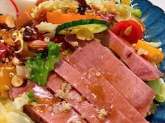 -露露家咖啡店