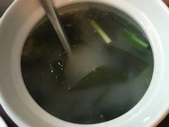 海带龙骨汤-何氏排骨(左家塘店)