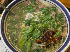 -云阿蛮云南生烫牛肉米线(奉贤路店)