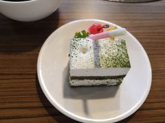抹茶蛋糕-美洲岛烤肉自助餐厅