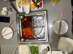 -海底捞火锅(旭辉MALL店)