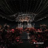  红黑色大气婚礼