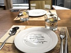 -Mark&Mars Restaurant