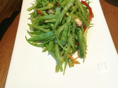 五彩荷兰豆-云海肴·汽锅鸡·云南菜(苏州中心店)
