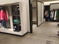 -优衣库(哈尔滨中央大街店)