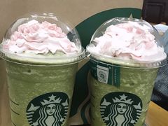 星冰乐-星巴克臻选(上海中环广场2F店)