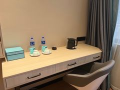 -希岸·轻雅酒店(广州白鹅潭艺术中心花地湾地铁站店)