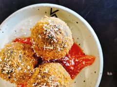 墨鱼芝士饭团-KCOOKING概念韩餐(世茂52+店)