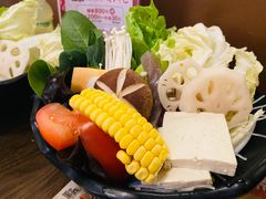 -呷哺呷哺 小火锅 (浦东新欧尚超市店)