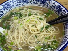 -陇上全荟兰州传统牛肉面(延吉路店)