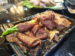 招牌鲜牛肉-燚青春泥炉烤肉(东泰店)