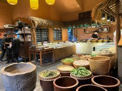 -湖南老灶台·生态农业餐饮(龙胜店)