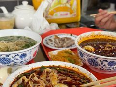 -吾穆勒蓬灰牛肉面·清真(北滨河中路店)
