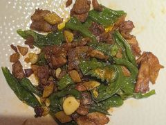 -新天明砂锅鱼头煲