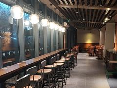 -星巴克(西藏路店)