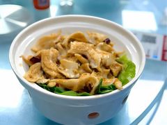 -崴海渔村(虹梅路店)