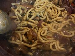 -胡须佬鸡煲四季火锅店(石厦西村直营店)