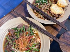 -方铲铲·成都板凳面(滨江银泰店)