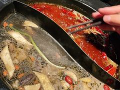 -周周有辣火锅馆(玖耀里店)