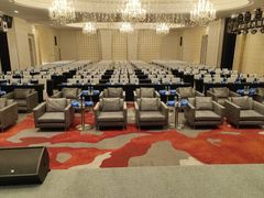 -上海虹桥西郊假日酒店