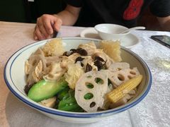 -五稻厨房粤西菜(新闻店)