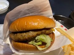 经典肉酱汁汁厚作牛肉汉堡单人餐-肯德基(盘龙奥莱店)