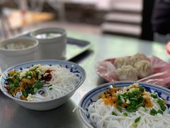 -高师傅特色米粉汤包(建设路店)