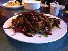 老干妈煸鱿鱼须-吕氏疙瘩汤·私家菜馆(慈云寺店)