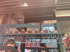 -肥汁米蘭香港米线(长宁来福士店)