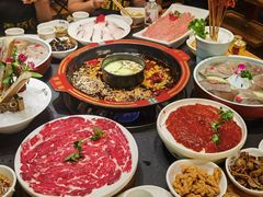 -香佰里鲜货火锅(佳乐金街店)