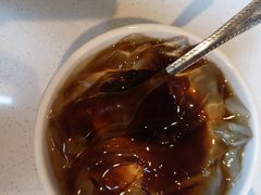 -墨居上隐·院子里火锅(峨眉店)