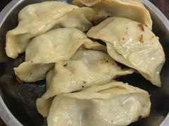 -黄阿姨锅贴大王(万航渡路店)