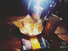 -Helens海伦司小酒馆(王家湾人信汇店)