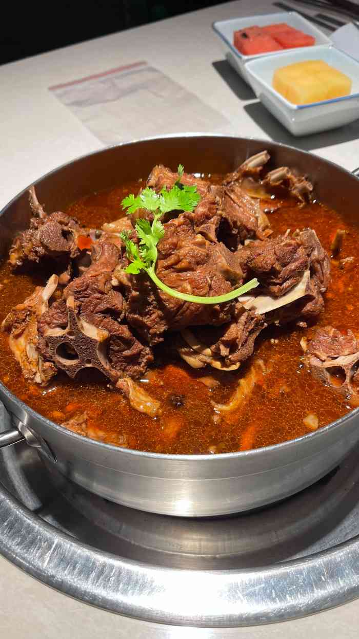 浩爷羊蝎子火锅(双榆树店)-"昨晚去吃的,第一次去,环境不错,先夸夸卫.