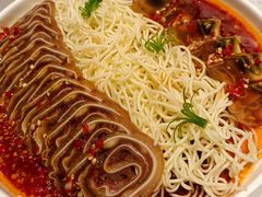 -楚韵小镇·宜昌肥鱼(虹桥国际店)