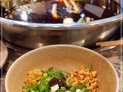 -肖肖酸萝卜鱼火锅(总店)