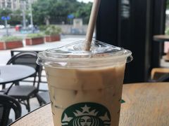 燕麦抹茶拿铁-星巴克(来福士办公楼店)