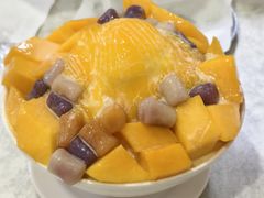 芒果芋圆牛奶绵绵冰-水牛奶皇后糖水铺(深圳总店)