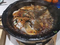-巷子里小酒馆(繁荣路店)